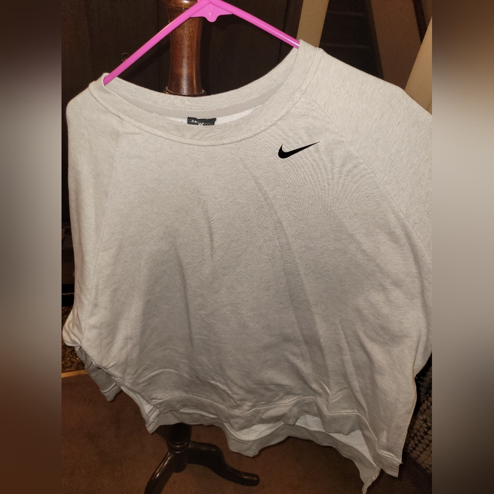 NIKE sweatshirt